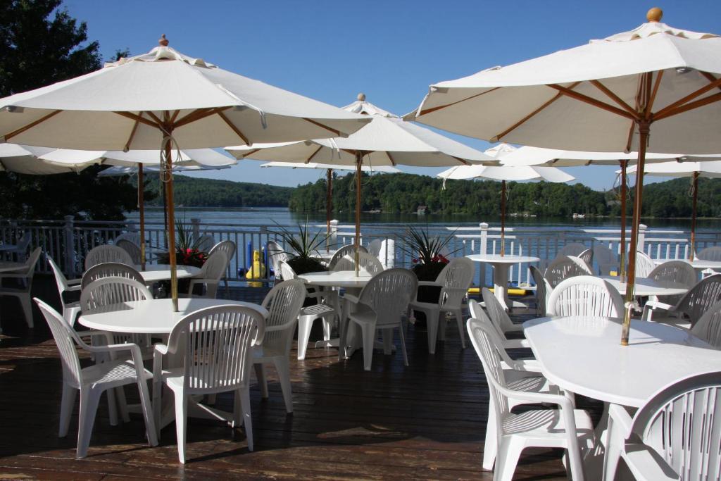 Pow Wow Point Lodge Huntsville Ngoại thất bức ảnh